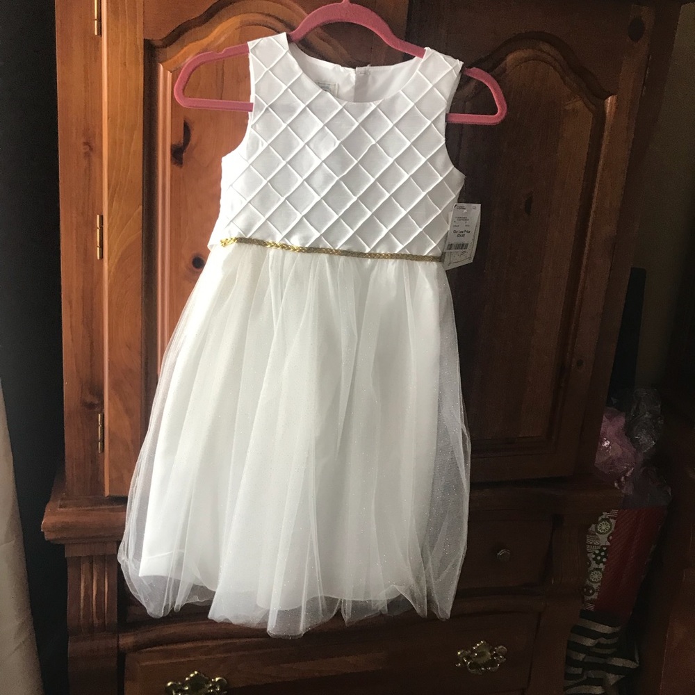 Girls dress